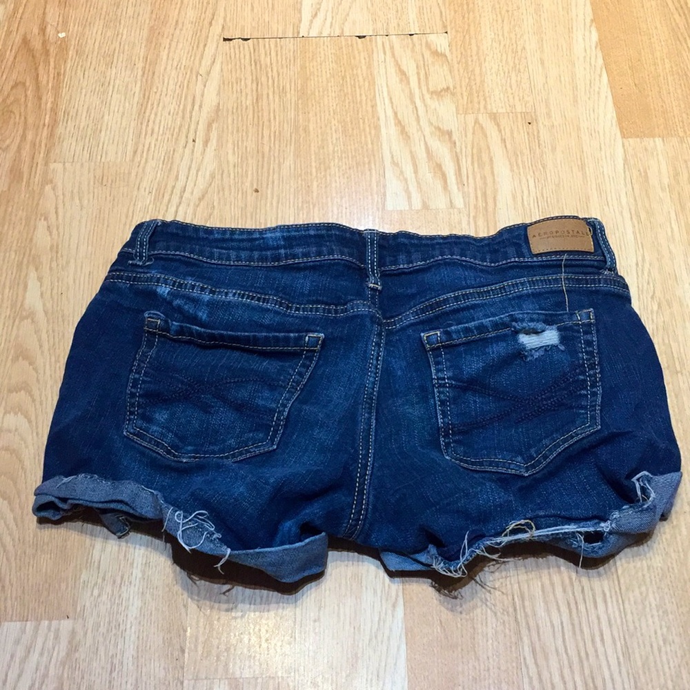 Shorts - Picture 2 of 3